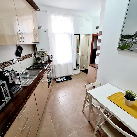 Old Center Universitate Coltea - Cav9 *