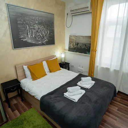 Old Center Universitate Coltea - Cav9 * בוקרשט