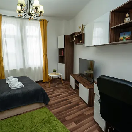 Old Center Universitate Coltea - Cav9 * בוקרשט