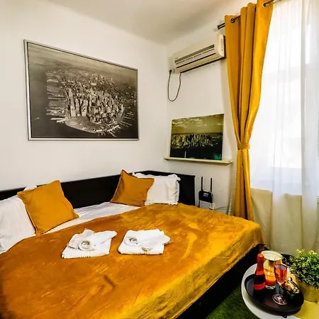 Old Center Universitate Coltea - Cav9 Apartamento