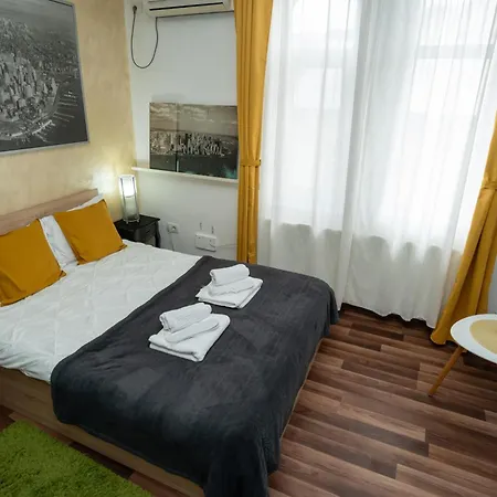 Old Center Universitate Coltea - Cav9 * Bucarest