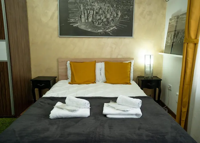 Old Center Universitate Coltea - Cav9 דירה